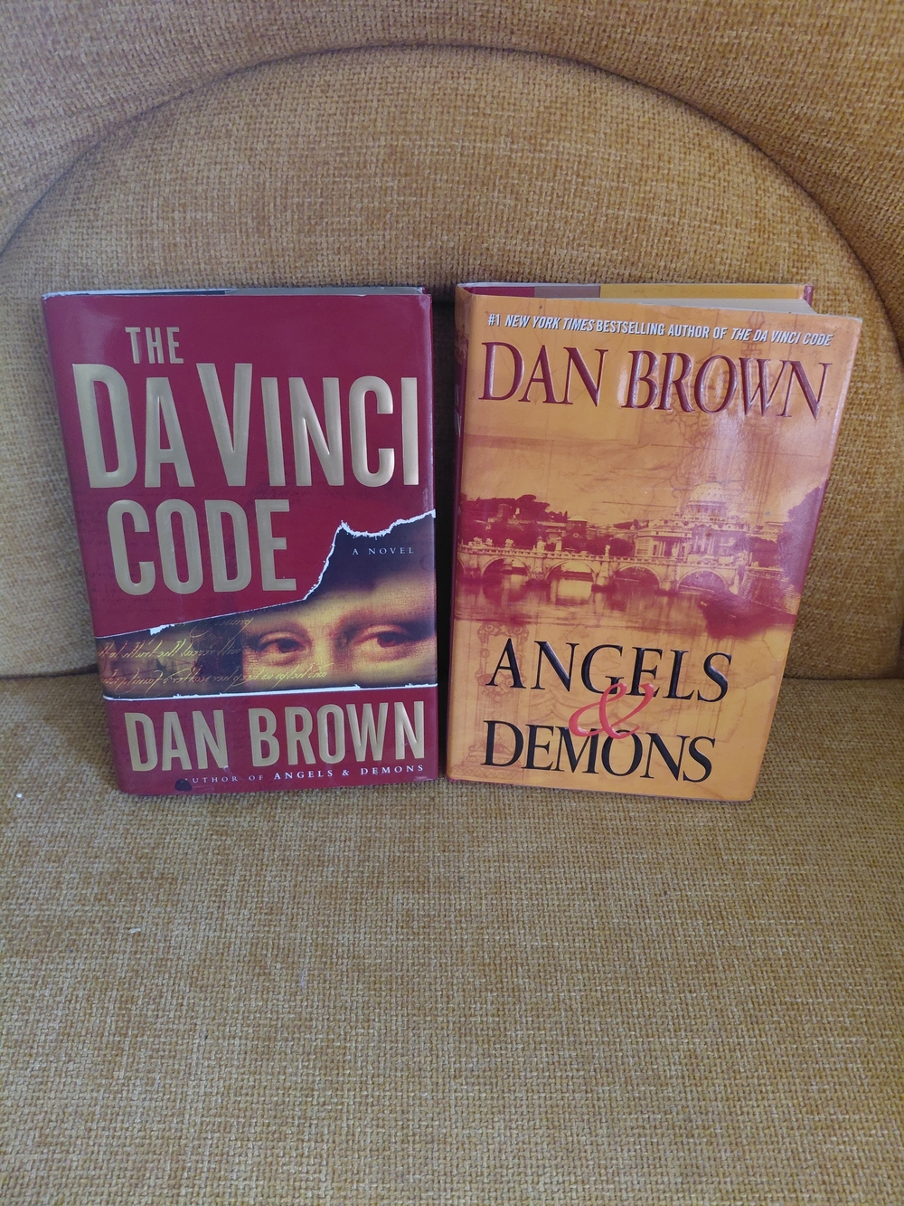 Hardcover Novel Set - The Da Vinci Code & Angels & Demons - Red/Orange Covers
